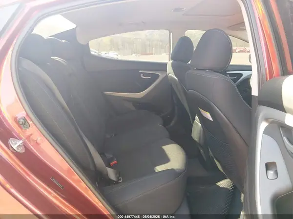 5NPDH4AE4GH669249 2016 HYUNDAI ELANTRA - Image 8