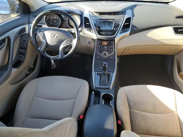 5NPDH4AE4GH671244 2016 HYUNDAI ELANTRA - Image 8