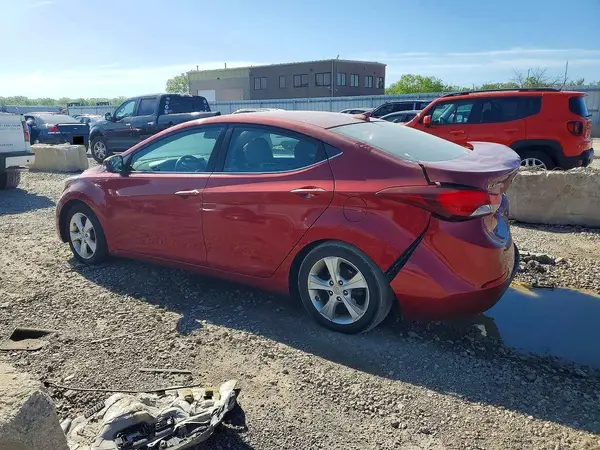 5NPDH4AE4GH673379 2016 HYUNDAI ELANTRA - Image 2