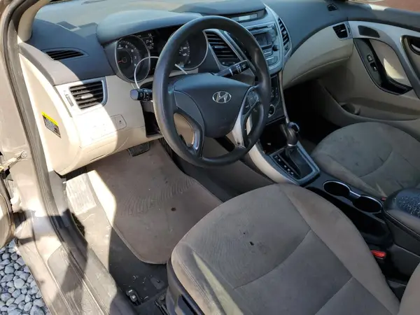 5NPDH4AE4GH673673 2016 HYUNDAI ELANTRA - Image 8