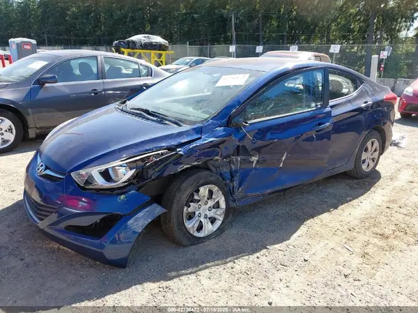 5NPDH4AE4GH675133 2016 HYUNDAI ELANTRA - Image 2