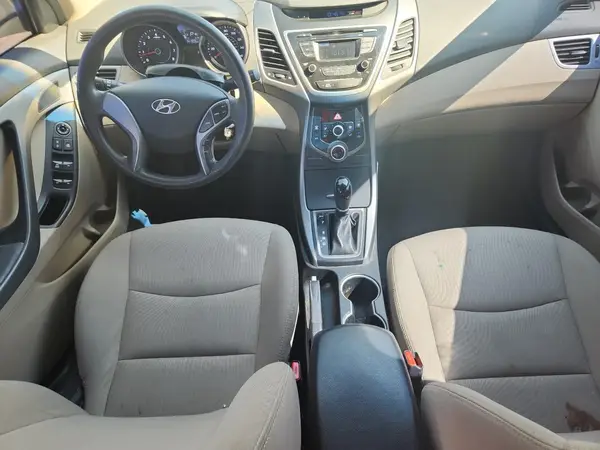 5NPDH4AE4GH676217 2016 HYUNDAI ELANTRA - Image 8