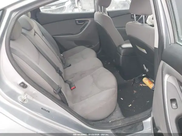 5NPDH4AE4GH678081 2016 HYUNDAI ELANTRA - Image 8