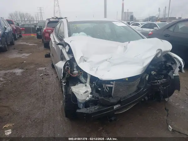 5NPDH4AE4GH680204 2016 HYUNDAI ELANTRA - Image 1