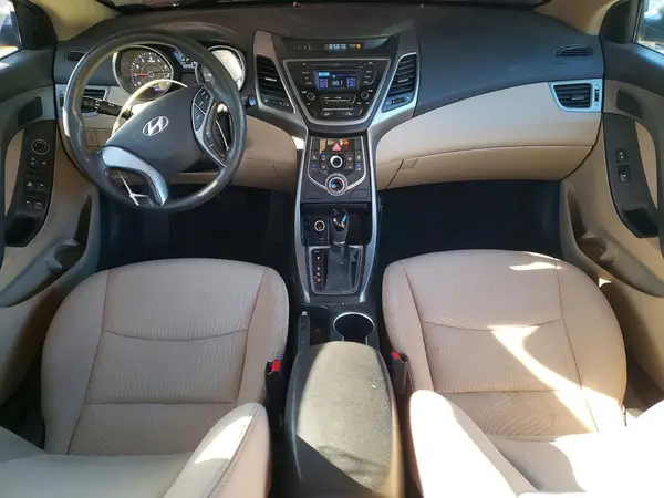5NPDH4AE4GH680252 2016 HYUNDAI ELANTRA - Image 8