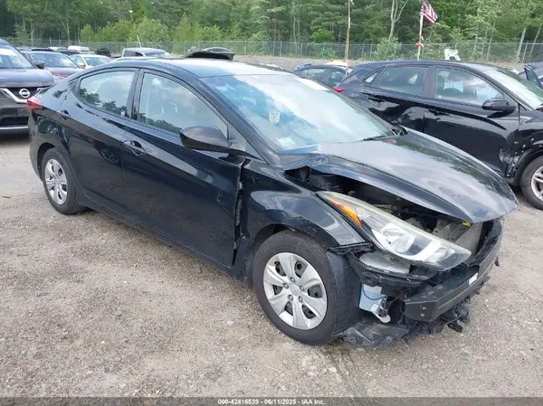 5NPDH4AE4GH680297 2016 HYUNDAI ELANTRA - Image 1