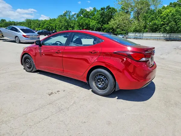 5NPDH4AE4GH680445 2016 HYUNDAI ELANTRA - Image 2