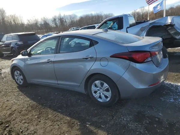 5NPDH4AE4GH681627 2016 HYUNDAI ELANTRA - Image 2