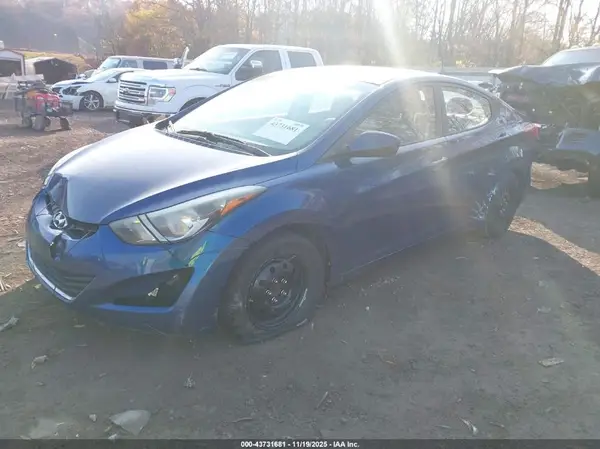 5NPDH4AE4GH683748 2016 HYUNDAI ELANTRA - Image 2