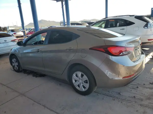 5NPDH4AE4GH685127 2016 HYUNDAI ELANTRA - Image 2