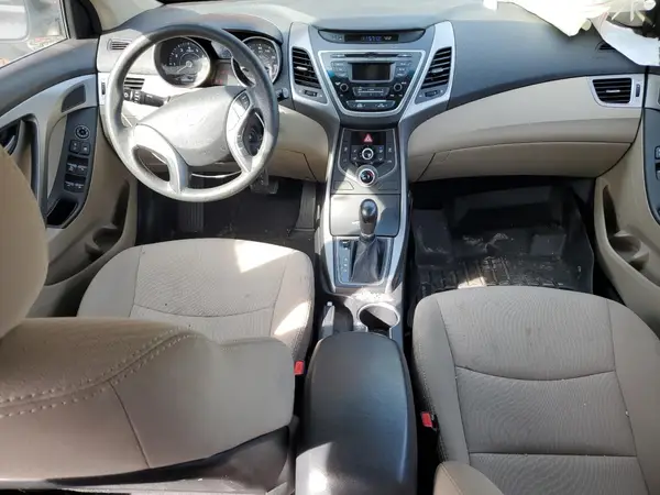 5NPDH4AE4GH685371 2016 HYUNDAI ELANTRA - Image 8