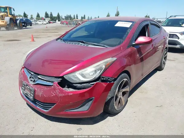 5NPDH4AE4GH686035 2016 HYUNDAI ELANTRA - Image 2