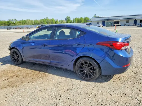 5NPDH4AE4GH686178 2016 HYUNDAI ELANTRA - Image 2