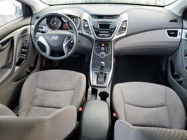 5NPDH4AE4GH686228 2016 HYUNDAI ELANTRA - Image 8