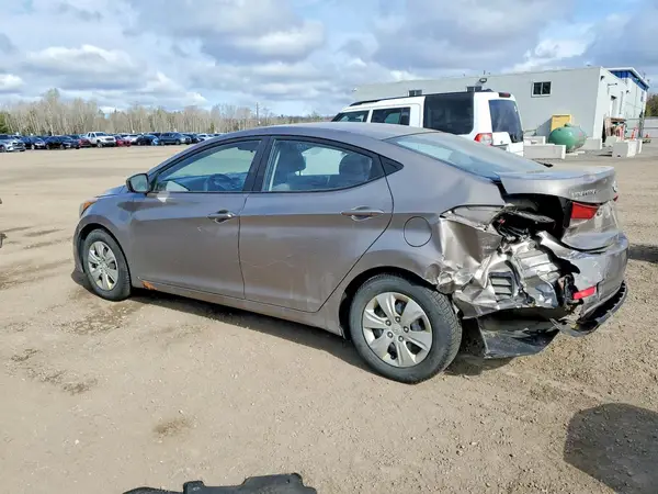 5NPDH4AE4GH686259 2016 HYUNDAI ELANTRA - Image 2