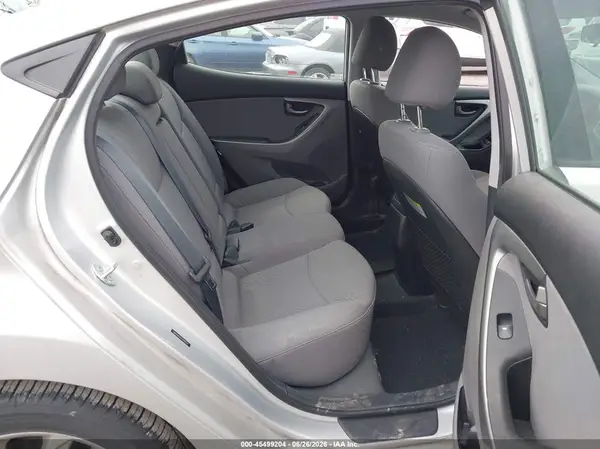 5NPDH4AE4GH688500 2016 HYUNDAI ELANTRA - Image 8