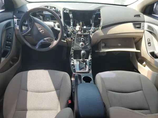 5NPDH4AE4GH688531 2016 HYUNDAI ELANTRA - Image 8