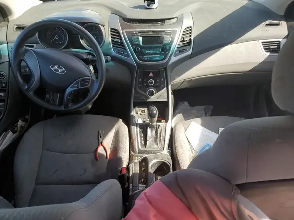5NPDH4AE4GH690618 2016 HYUNDAI ELANTRA - Image 8