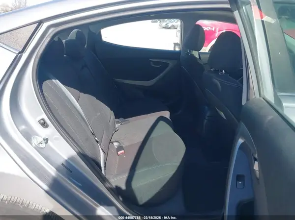 5NPDH4AE4GH692014 2016 HYUNDAI ELANTRA - Image 8