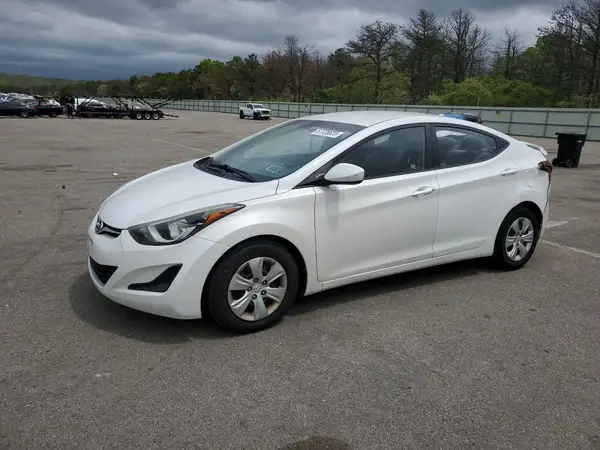 5NPDH4AE4GH694135 2016 HYUNDAI ELANTRA - Image 1