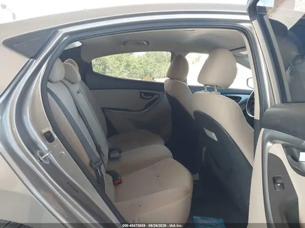 5NPDH4AE4GH695124 2016 HYUNDAI ELANTRA - Image 8