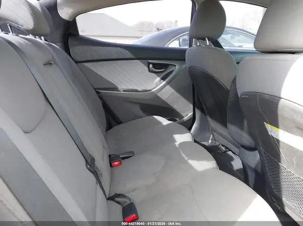 5NPDH4AE4GH695348 2016 HYUNDAI ELANTRA - Image 8