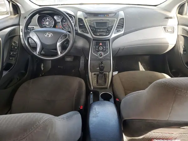 5NPDH4AE4GH695690 2016 HYUNDAI ELANTRA - Image 8