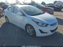 5NPDH4AE4GH697097 2016 HYUNDAI ELANTRA