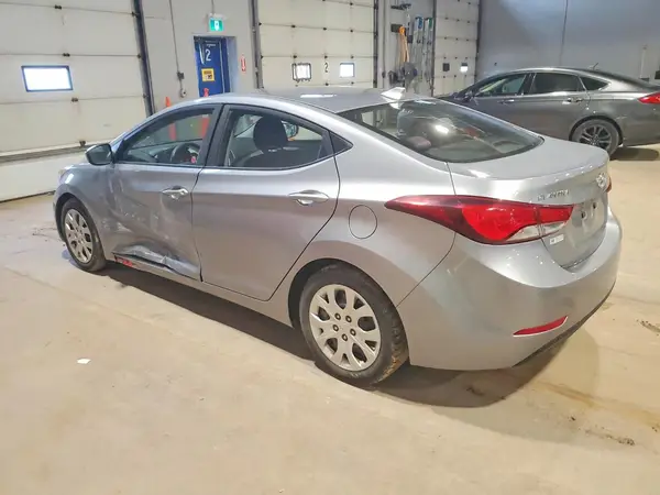 5NPDH4AE4GH698170 2016 HYUNDAI ELANTRA - Image 2