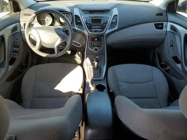 5NPDH4AE4GH698931 2016 HYUNDAI ELANTRA - Image 8