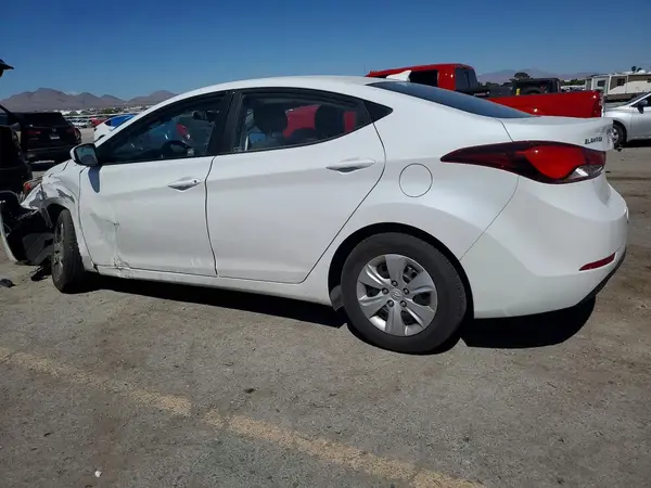 5NPDH4AE4GH700208 2016 HYUNDAI ELANTRA - Image 2