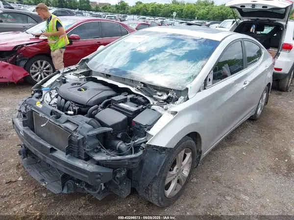 5NPDH4AE4GH700788 2016 HYUNDAI ELANTRA - Image 2