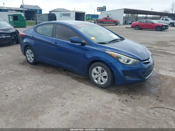5NPDH4AE4GH702069 2016 HYUNDAI ELANTRA - Image 1