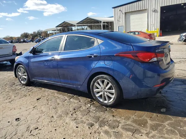 5NPDH4AE4GH702718 2016 HYUNDAI ELANTRA - Image 2