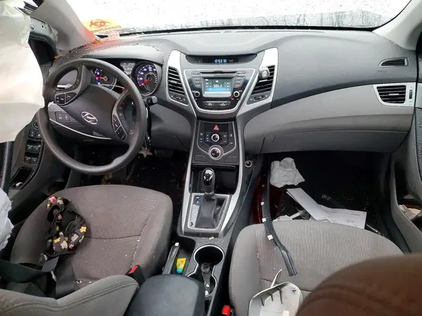 5NPDH4AE4GH704128 2016 HYUNDAI ELANTRA - Image 8