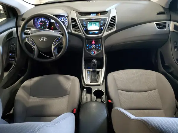 5NPDH4AE4GH704131 2016 HYUNDAI ELANTRA - Image 8