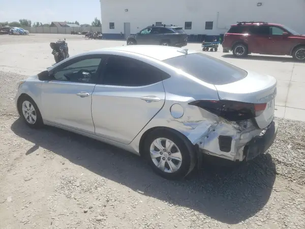 5NPDH4AE4GH708552 2016 HYUNDAI ELANTRA - Image 2