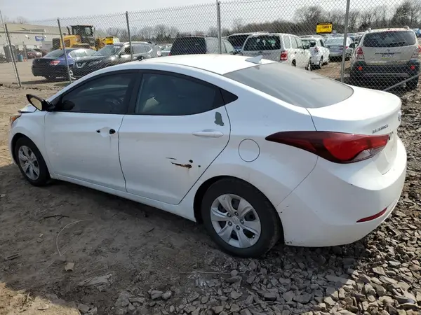 5NPDH4AE4GH711337 2016 HYUNDAI ELANTRA - Image 2