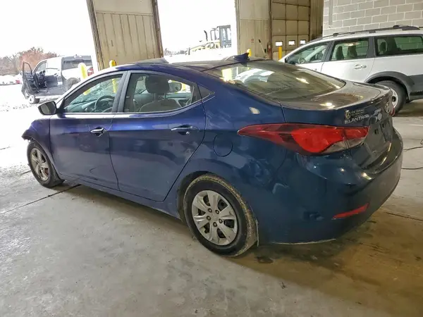 5NPDH4AE4GH712942 2016 HYUNDAI ELANTRA - Image 2