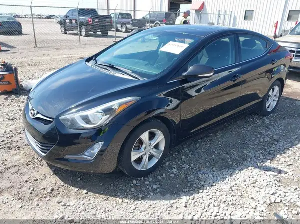 5NPDH4AE4GH712973 2016 HYUNDAI ELANTRA - Image 2