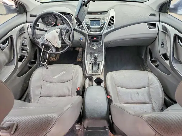 5NPDH4AE4GH713136 2016 HYUNDAI ELANTRA - Image 8