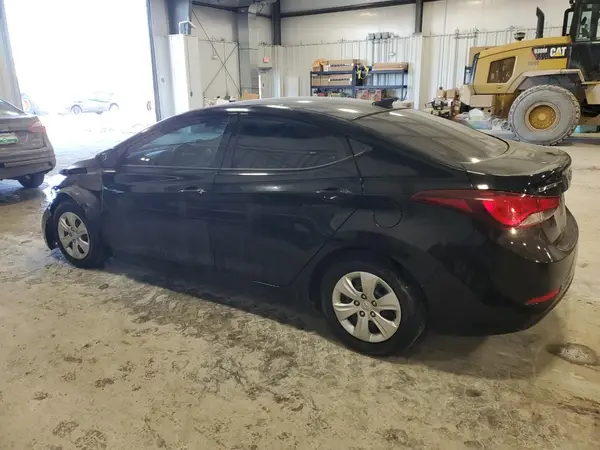 5NPDH4AE4GH713489 2016 HYUNDAI ELANTRA - Image 2