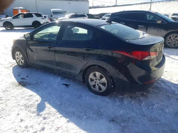 5NPDH4AE4GH713525 2016 HYUNDAI ELANTRA - Image 2
