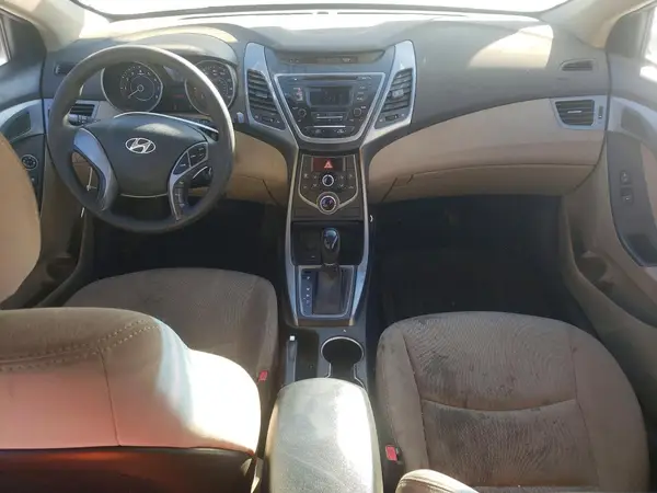 5NPDH4AE4GH713525 2016 HYUNDAI ELANTRA - Image 8