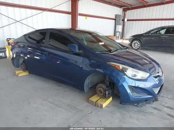 5NPDH4AE4GH714156 2016 HYUNDAI ELANTRA - Image 1