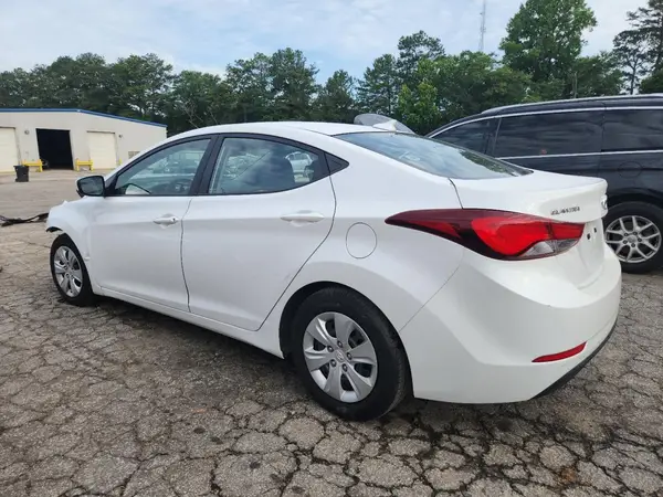 5NPDH4AE4GH714738 2016 HYUNDAI ELANTRA - Image 2