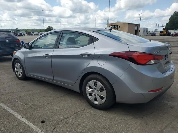 5NPDH4AE4GH715646 2016 HYUNDAI ELANTRA - Image 2