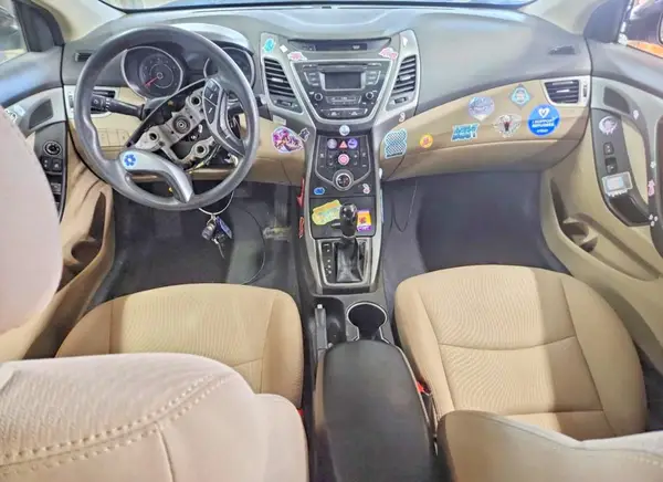 5NPDH4AE4GH716733 2016 HYUNDAI ELANTRA - Image 8