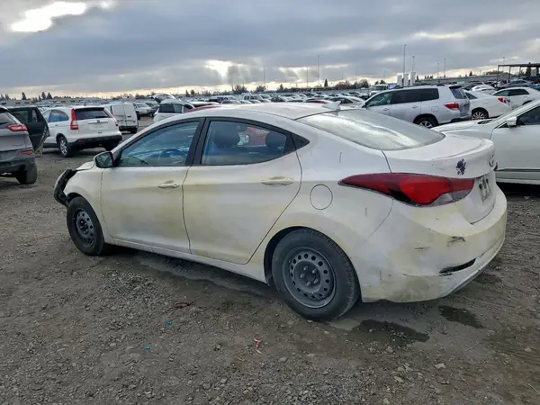5NPDH4AE4GH717042 2016 HYUNDAI ELANTRA - Image 2