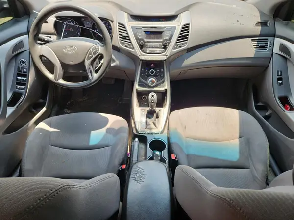 5NPDH4AE4GH717171 2016 HYUNDAI ELANTRA - Image 8